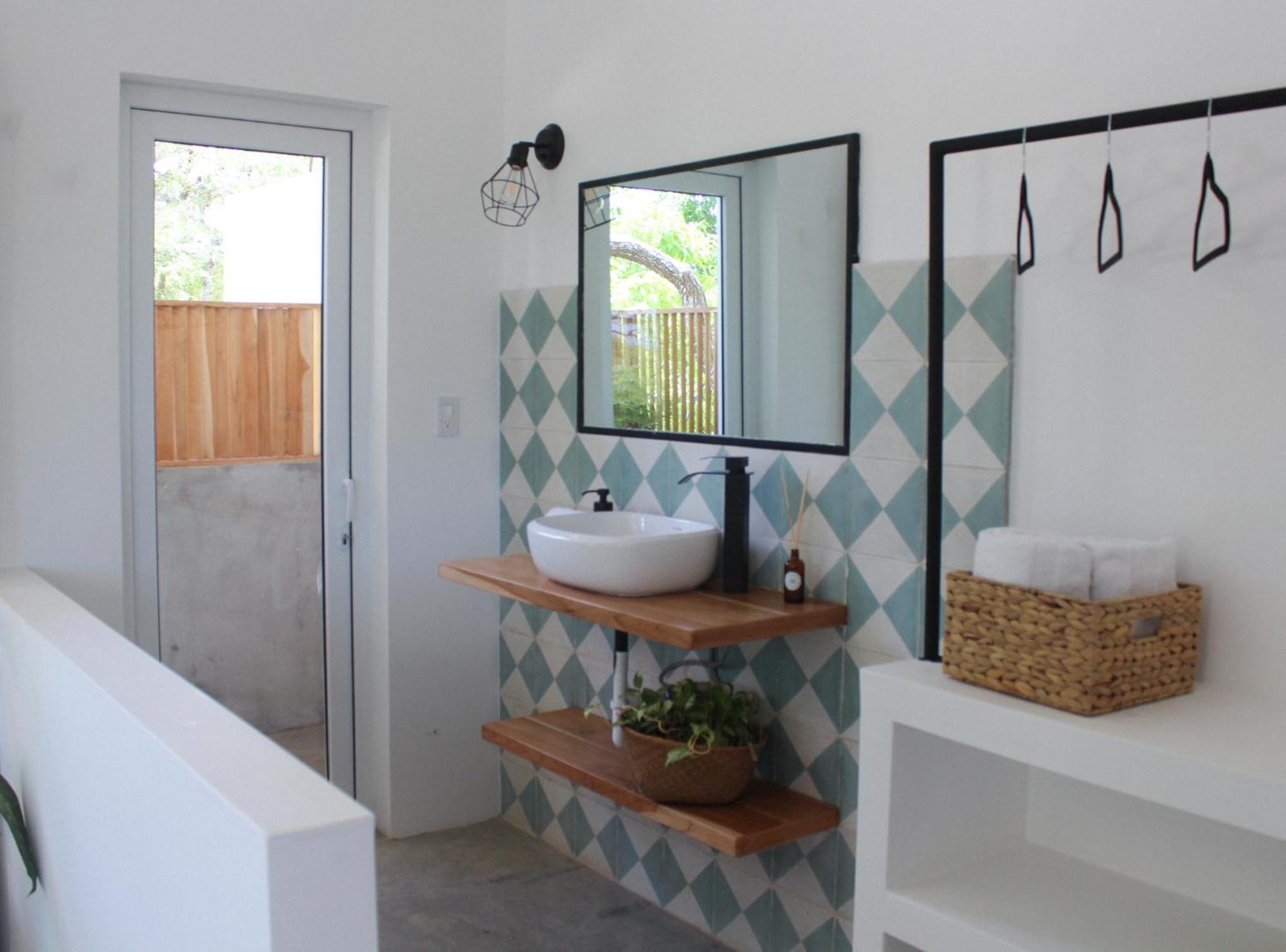 Waves & Wifi - Coworking & Coliving Space In Popoyo Salinas Bagian luar foto